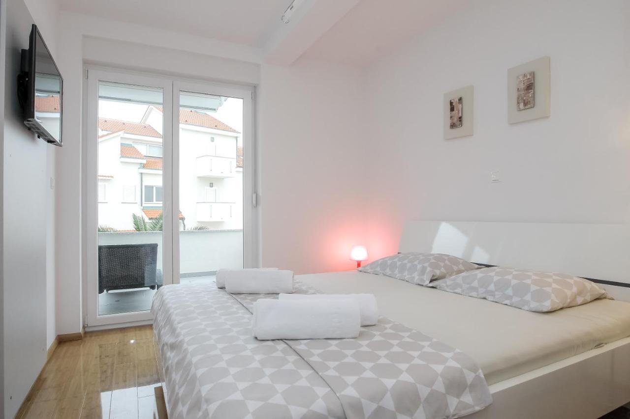 Apartments Tomana Novalja Cameră foto