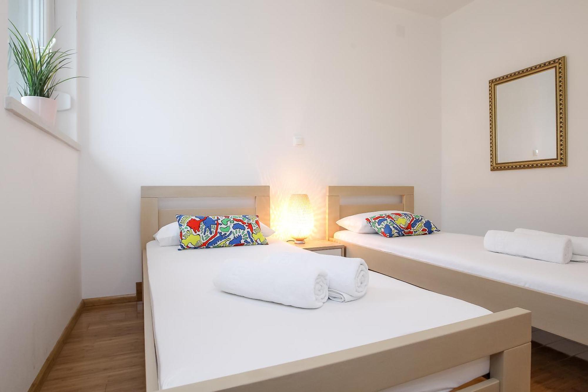 Apartments Tomana Novalja Cameră foto